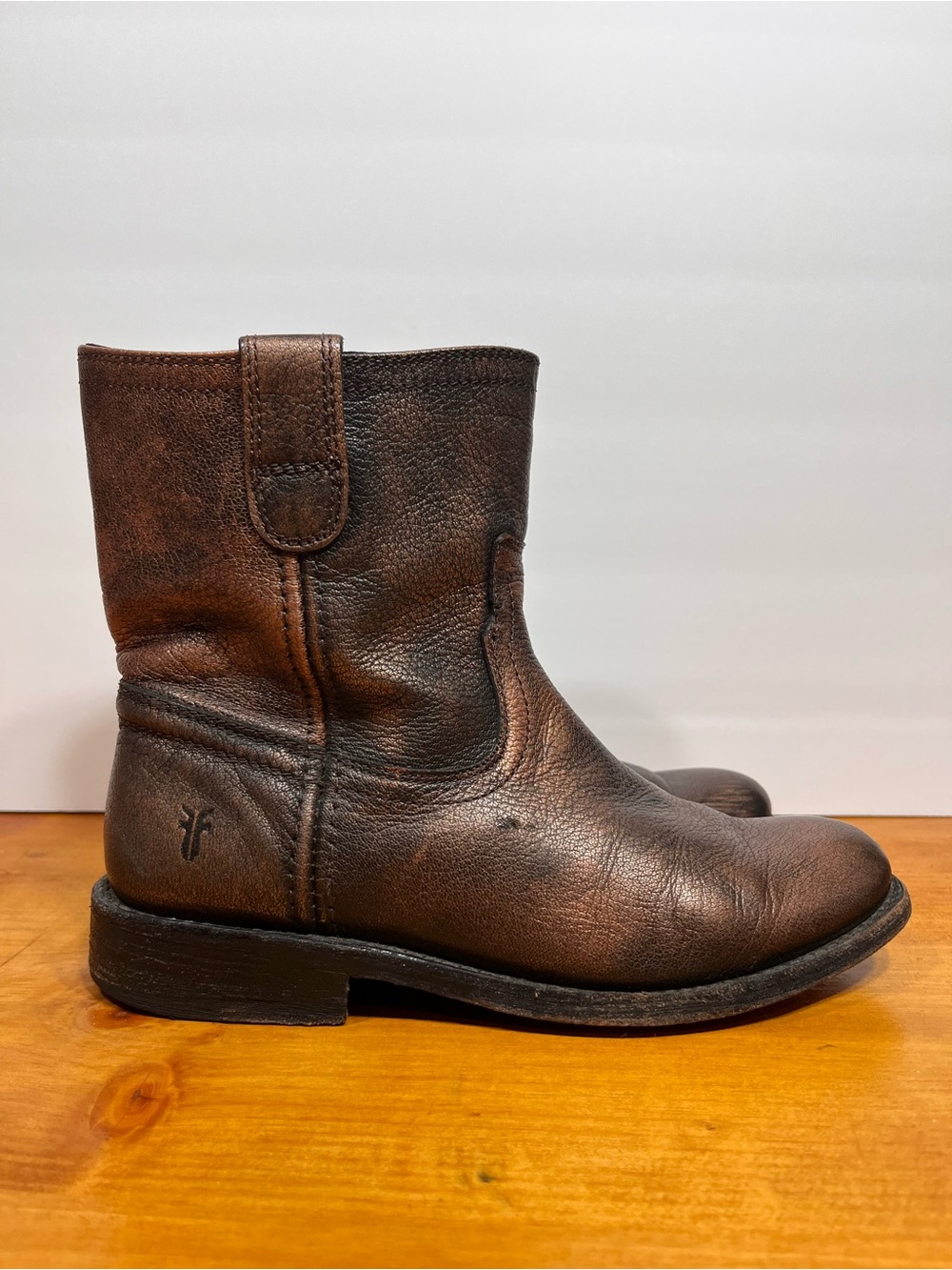 Frye Jayden Roper Brown Leather/Bronze Pull-On Boots